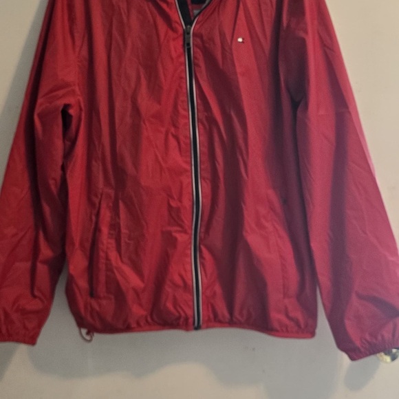 Tommy Hilfiger Men's Red Windbreaker - Picture 3 of 14